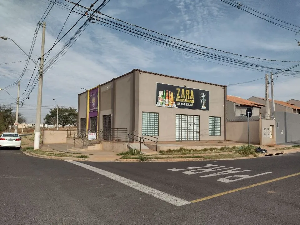 Loja / Salão / Ponto Comercial à venda — foto 2 de 4