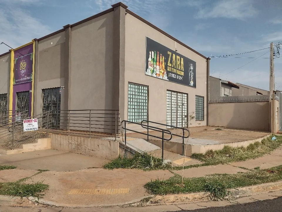 Loja / Salão / Ponto Comercial à venda — foto 3 de 4