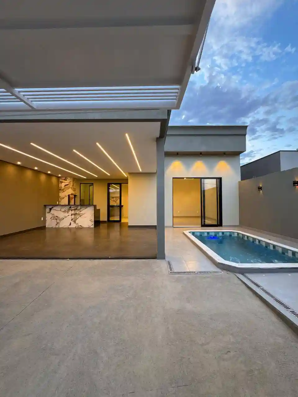 Casa com 3 quartos à venda, 210m² — foto 10 de 28