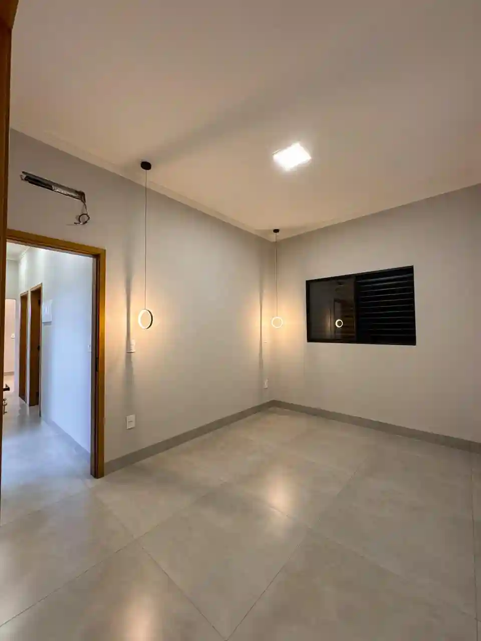 Casa com 3 quartos à venda, 210m² — foto 26 de 28
