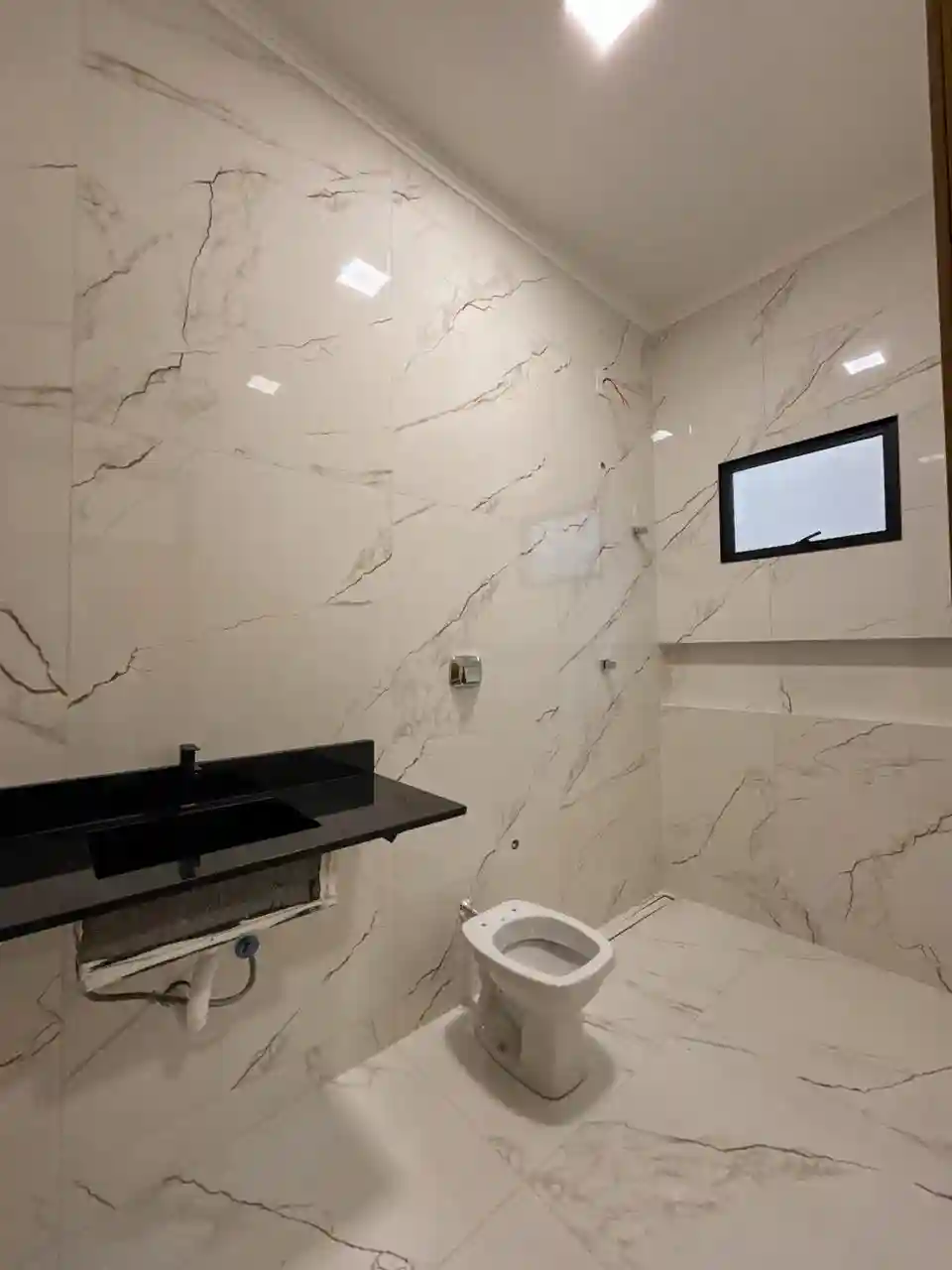 Casa com 3 quartos à venda, 210m² — foto 27 de 28