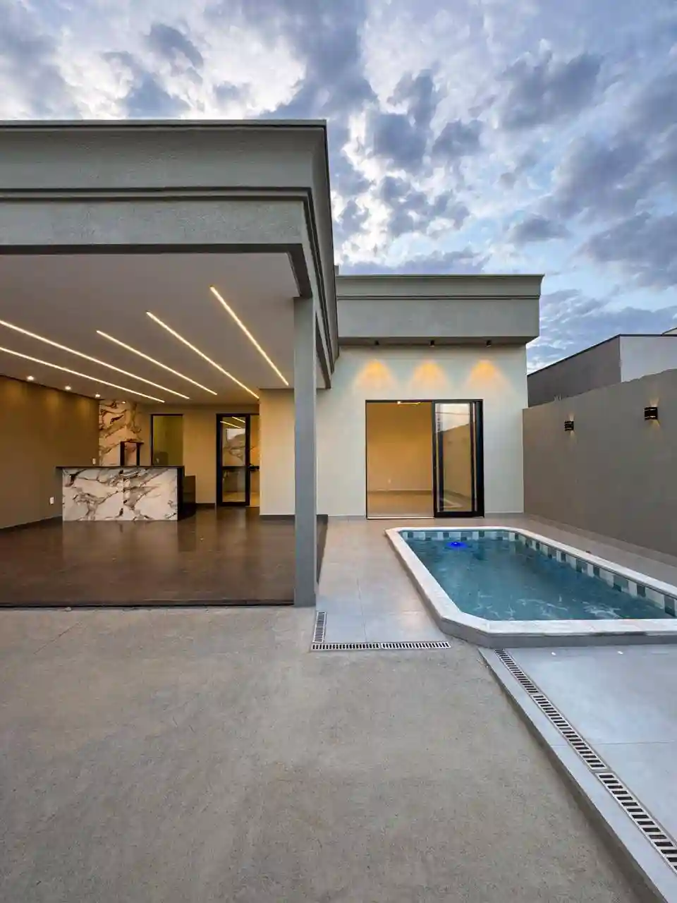 Casa com 3 quartos à venda, 210m² — foto 16 de 28