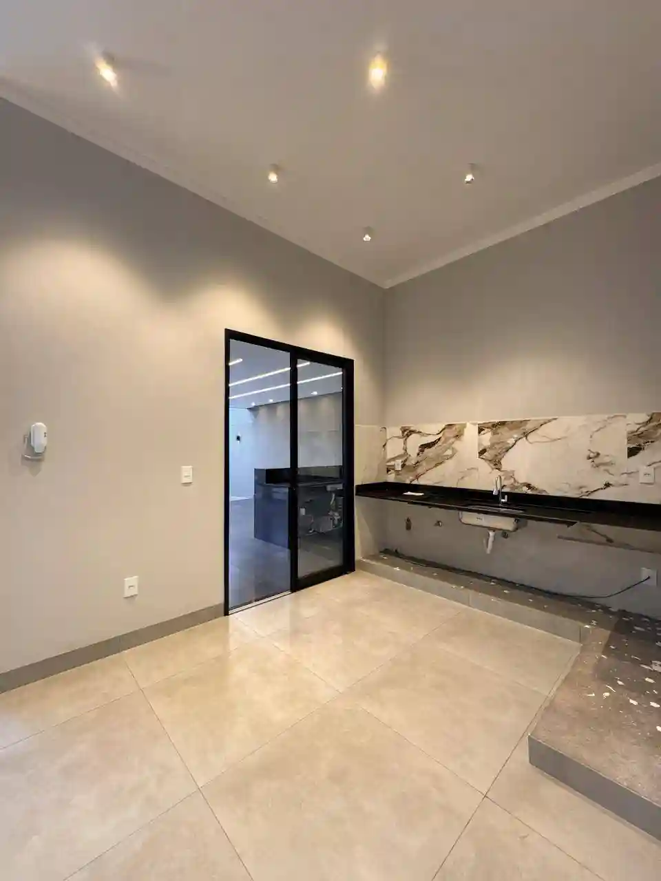 Casa com 3 quartos à venda, 210m² — foto 22 de 28