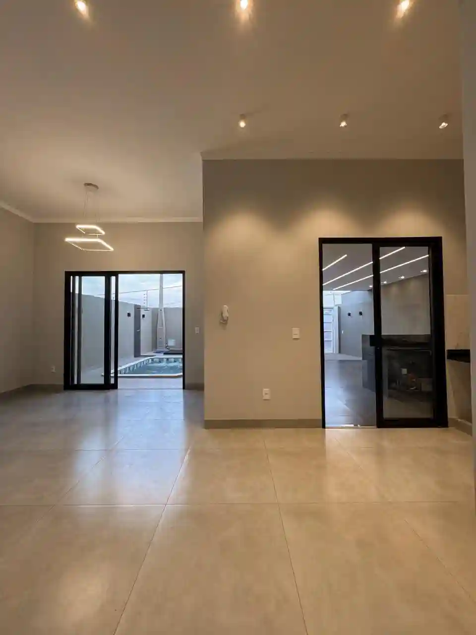 Casa com 3 quartos à venda, 210m² — foto 8 de 28