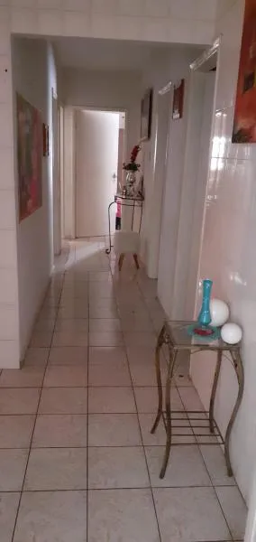 Casa à venda — foto 1 de 2