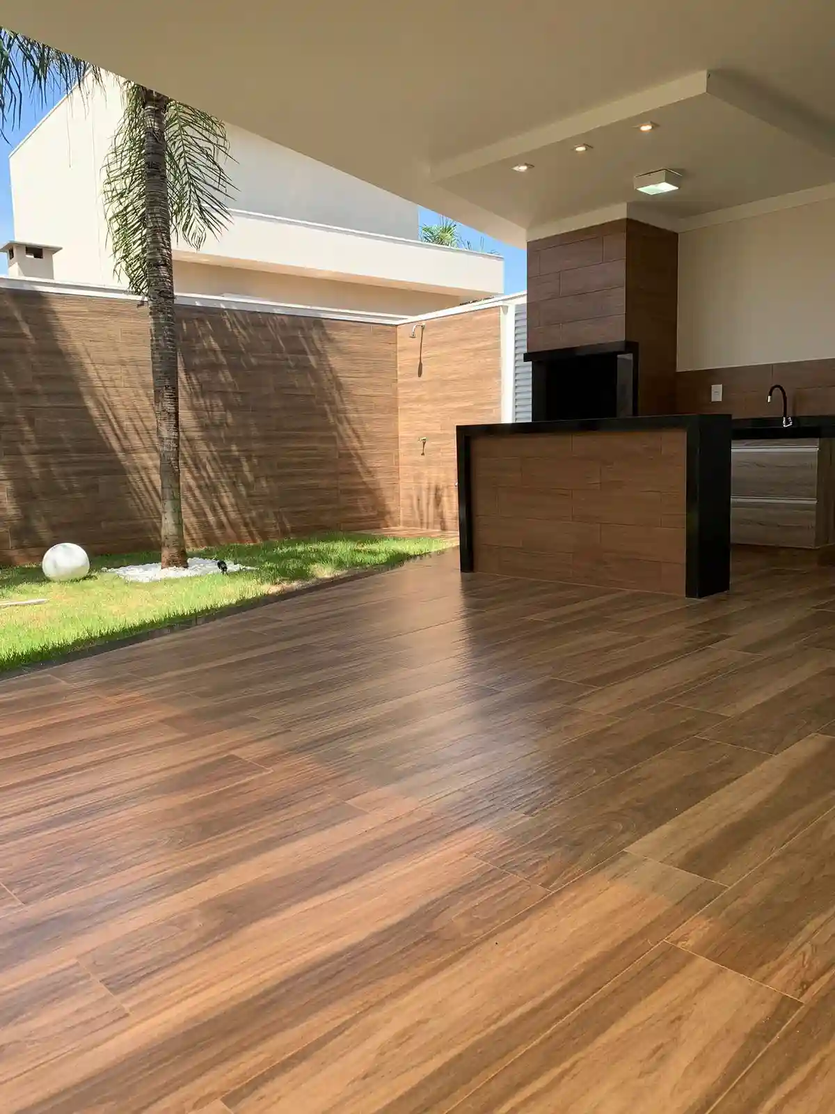 Casa de Condomínio com 3 quartos à venda, 192m² — foto 3 de 9