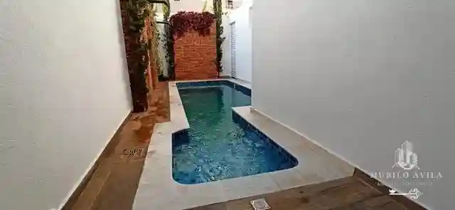 Casa de Condomínio com 4 quartos à venda, 275m² — foto 1 de 18