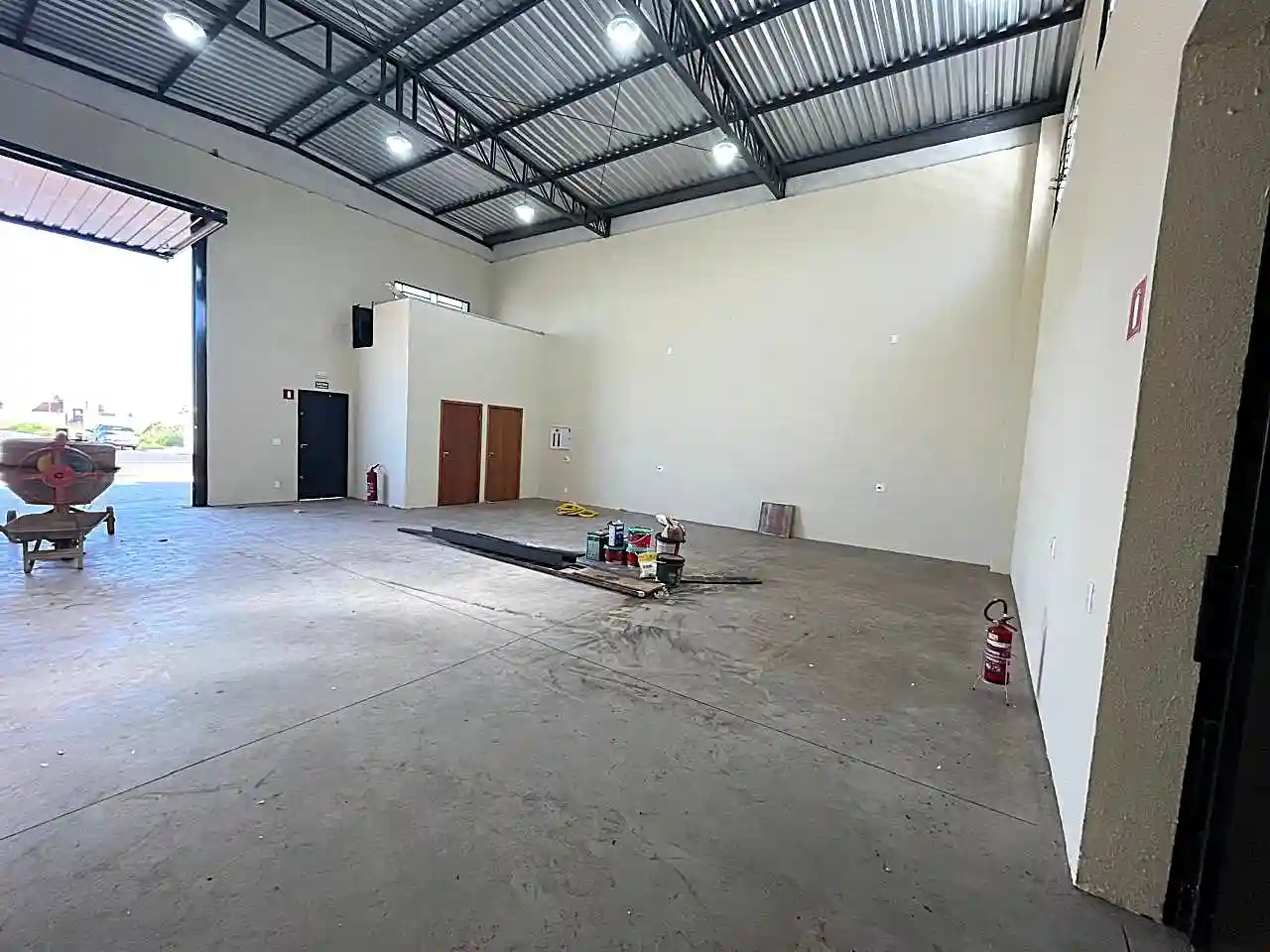 Loja / Salão / Ponto Comercial  para aluguel, 200m² — foto 8 de 13