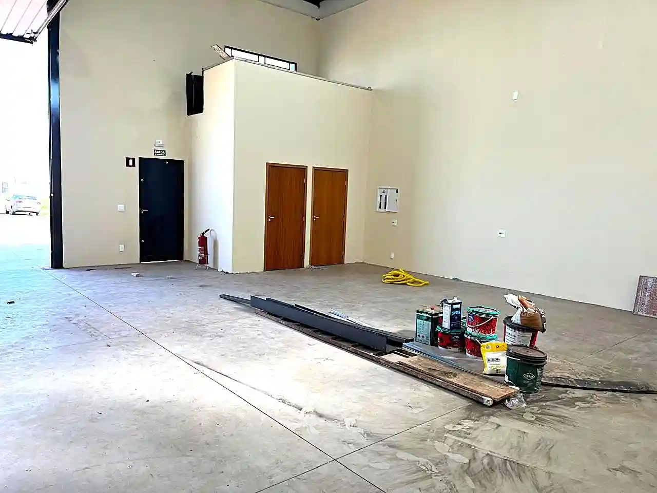 Loja / Salão / Ponto Comercial  para aluguel, 200m² — foto 9 de 13