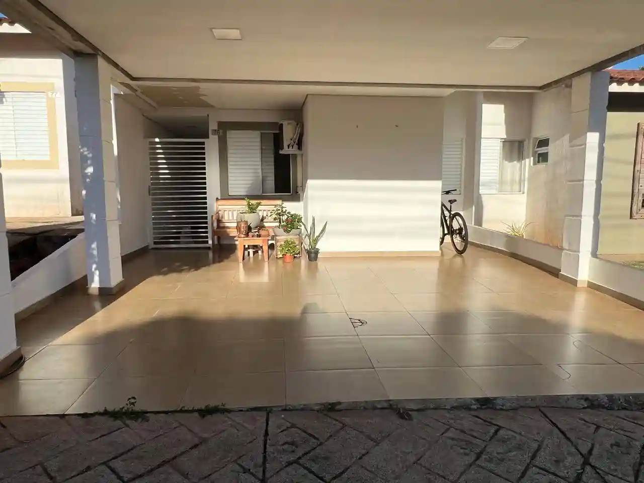 Casa de Condomínio com 4 quartos à venda, 120m² — foto 1 de 24