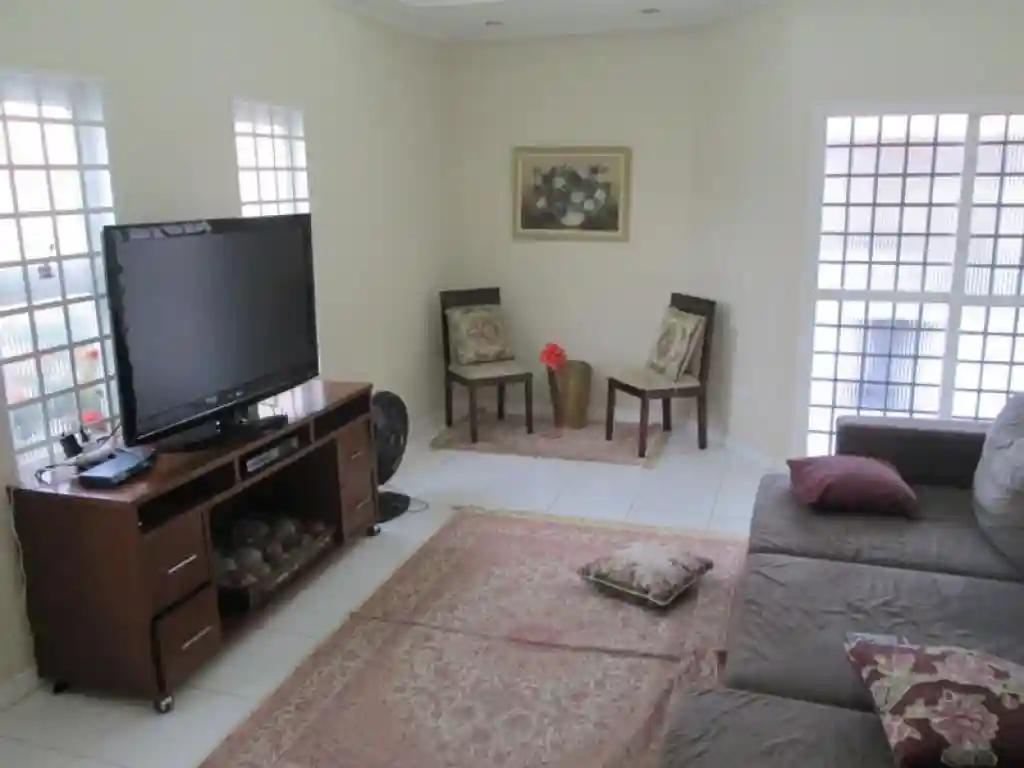 Casa à venda — foto 4 de 42