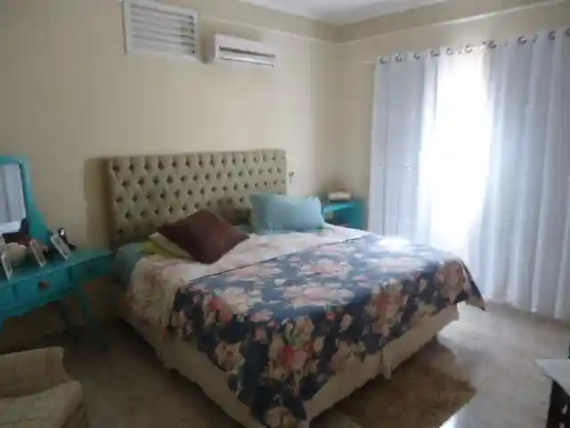 Casa à venda — foto 19 de 42