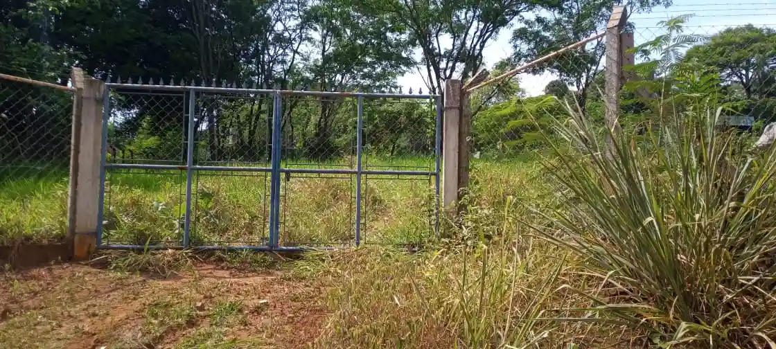 Terreno / Lote / Condomínio  à venda, 5700m² — foto 2 de 5