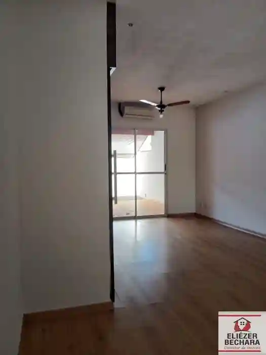 Casa de Condomínio com 3 quartos à venda, 100m² — foto 2 de 27