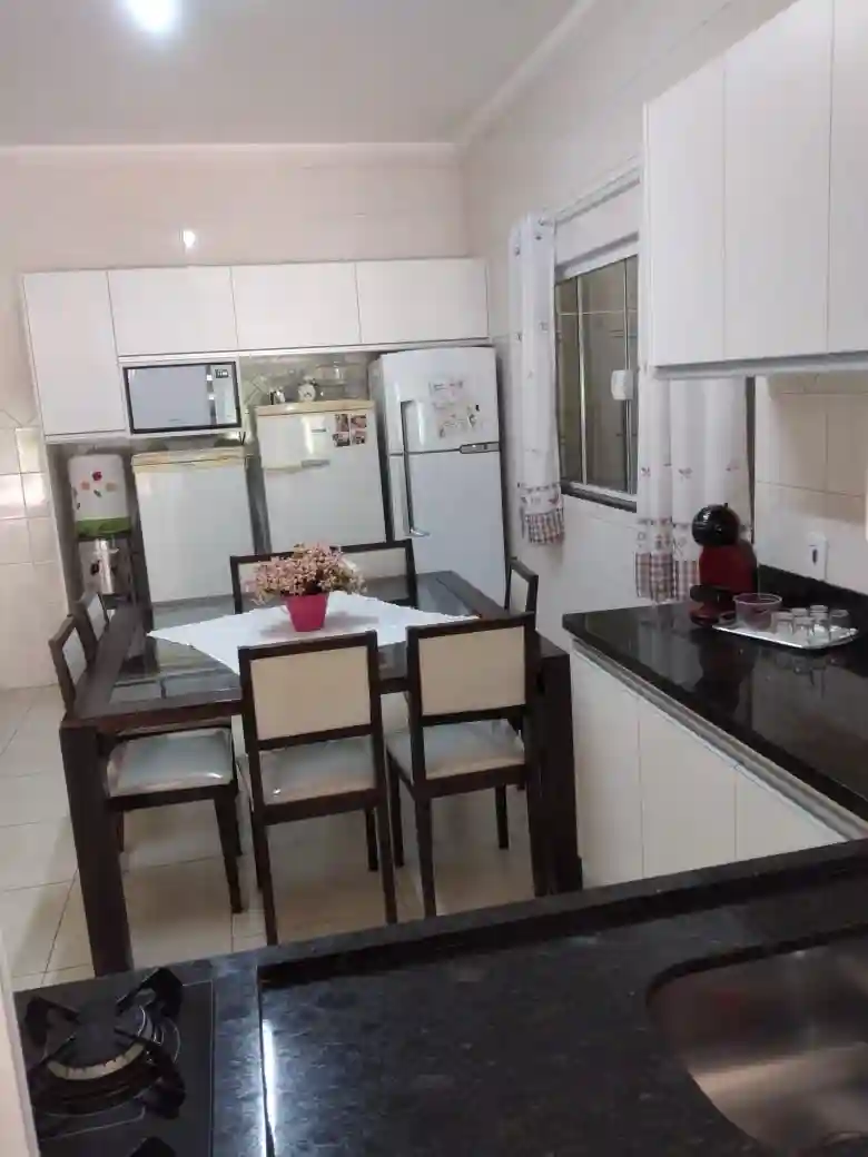 Casa com 3 quartos à venda, 250m² — foto 6 de 11