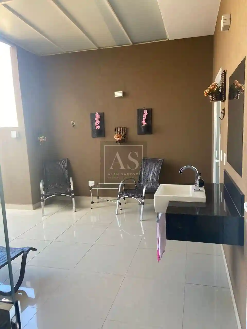 Casa de Condomínio com 3 quartos à venda, 329m² — foto 17 de 27