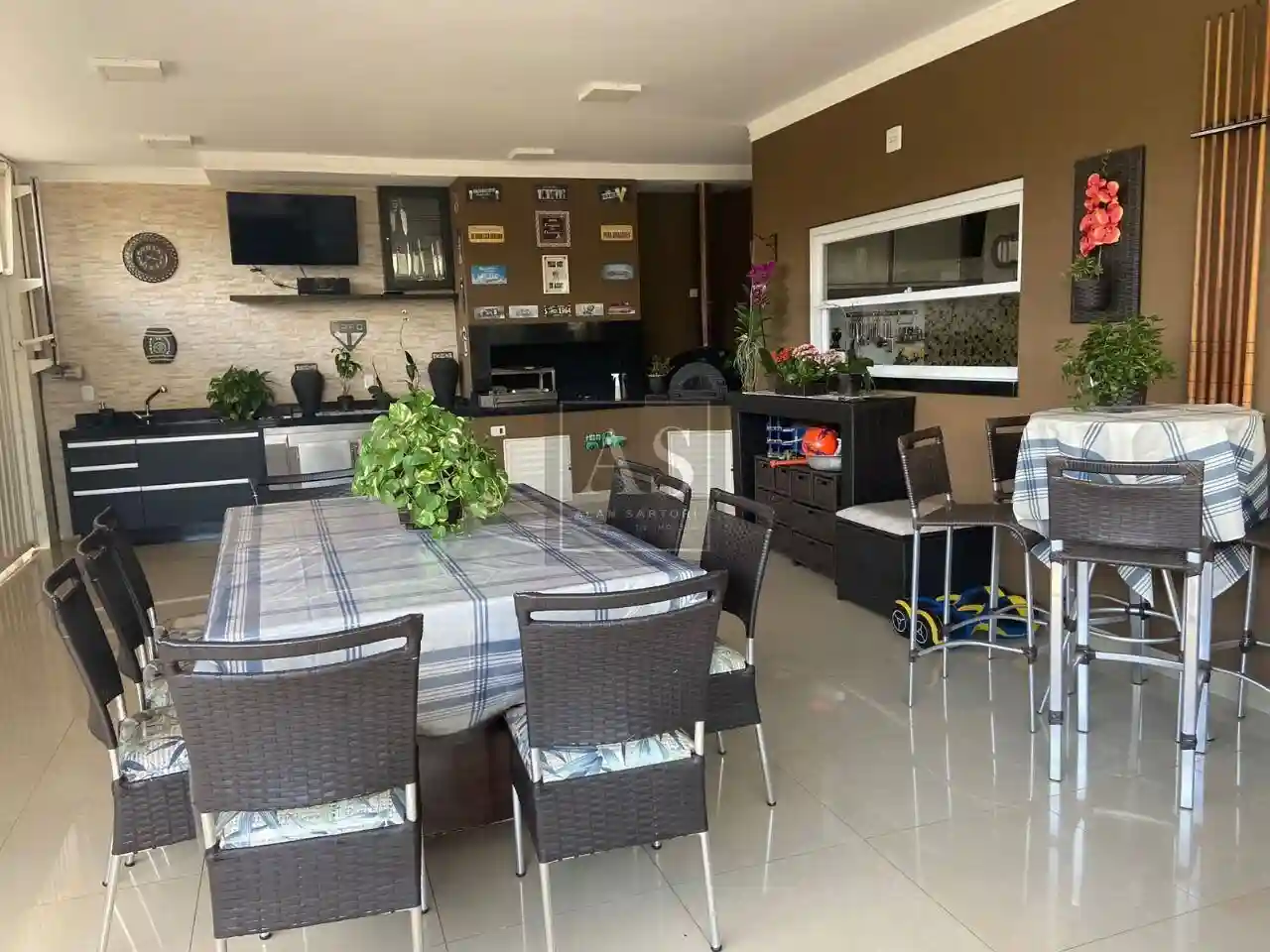 Casa de Condomínio com 3 quartos à venda, 329m² — foto 13 de 27