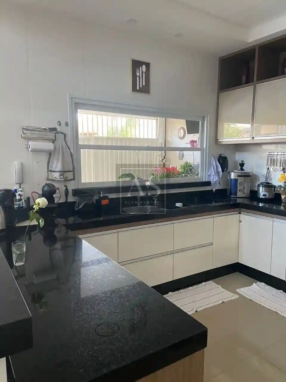 Casa de Condomínio com 3 quartos à venda, 329m² — foto 15 de 27