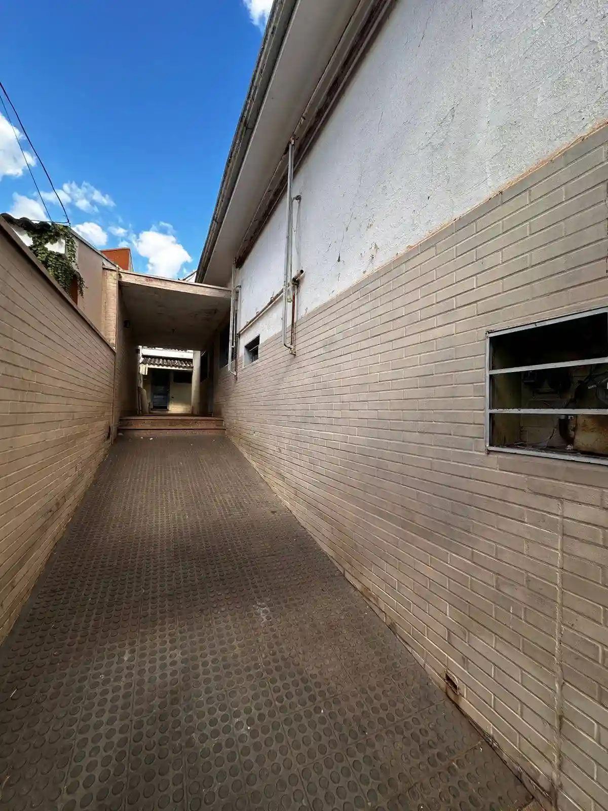 Casa Comercial com 4 quartos à venda, 242m² — foto 9 de 20