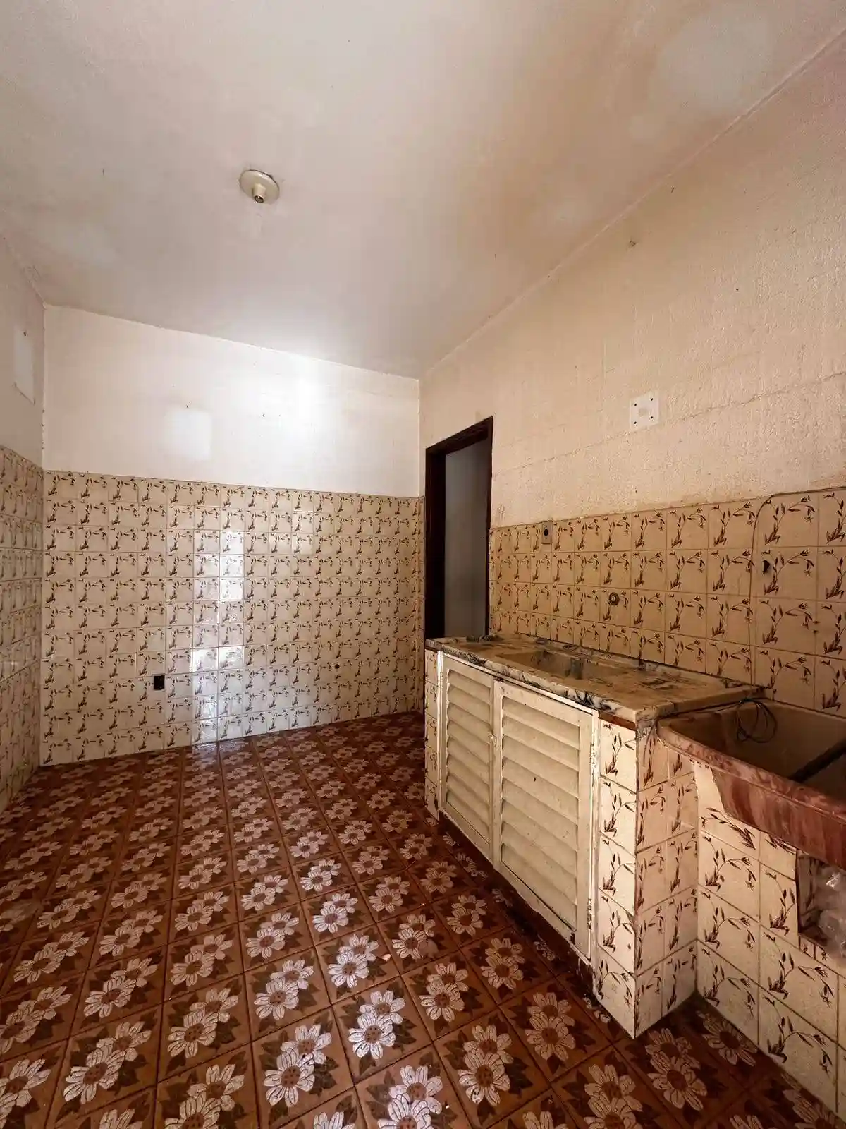 Casa Comercial com 4 quartos à venda, 242m² — foto 11 de 20