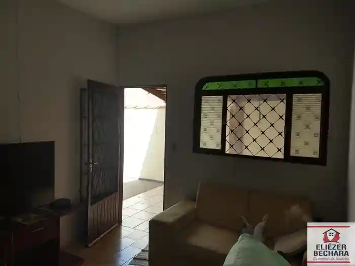 Casa com 3 quartos à venda, 250m² — foto 38 de 44