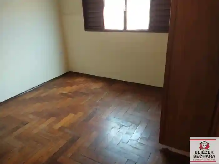 Casa com 3 quartos à venda, 250m² — foto 19 de 44