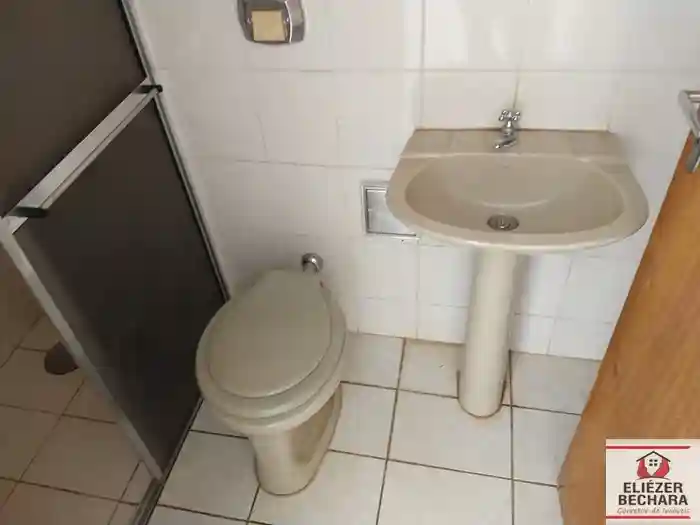 Casa com 3 quartos à venda, 250m² — foto 23 de 44