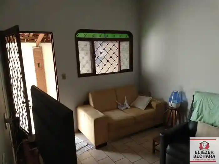 Casa com 3 quartos à venda, 250m² — foto 40 de 44