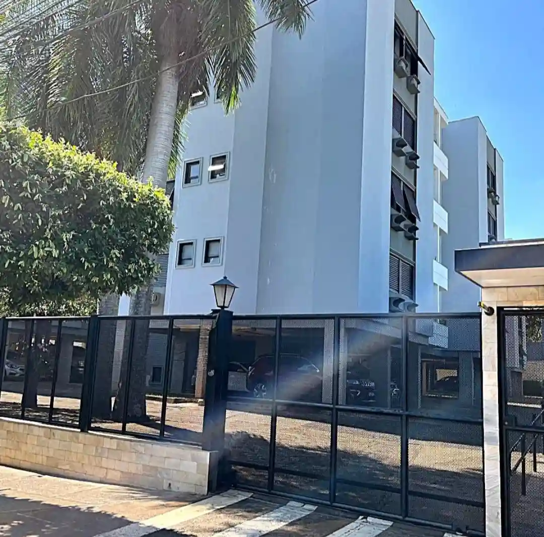 Apartamento com 2 quartos à venda, 80m² — foto 1 de 11