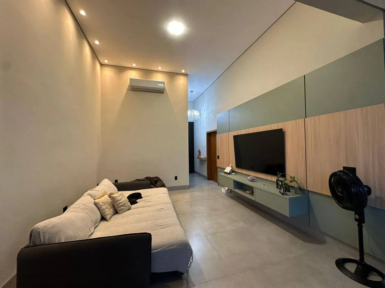Casa de Condomínio com 3 quartos para aluguel, 300m² — foto 12 de 17