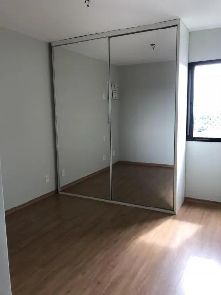 Apartamento à venda — foto 2 de 2
