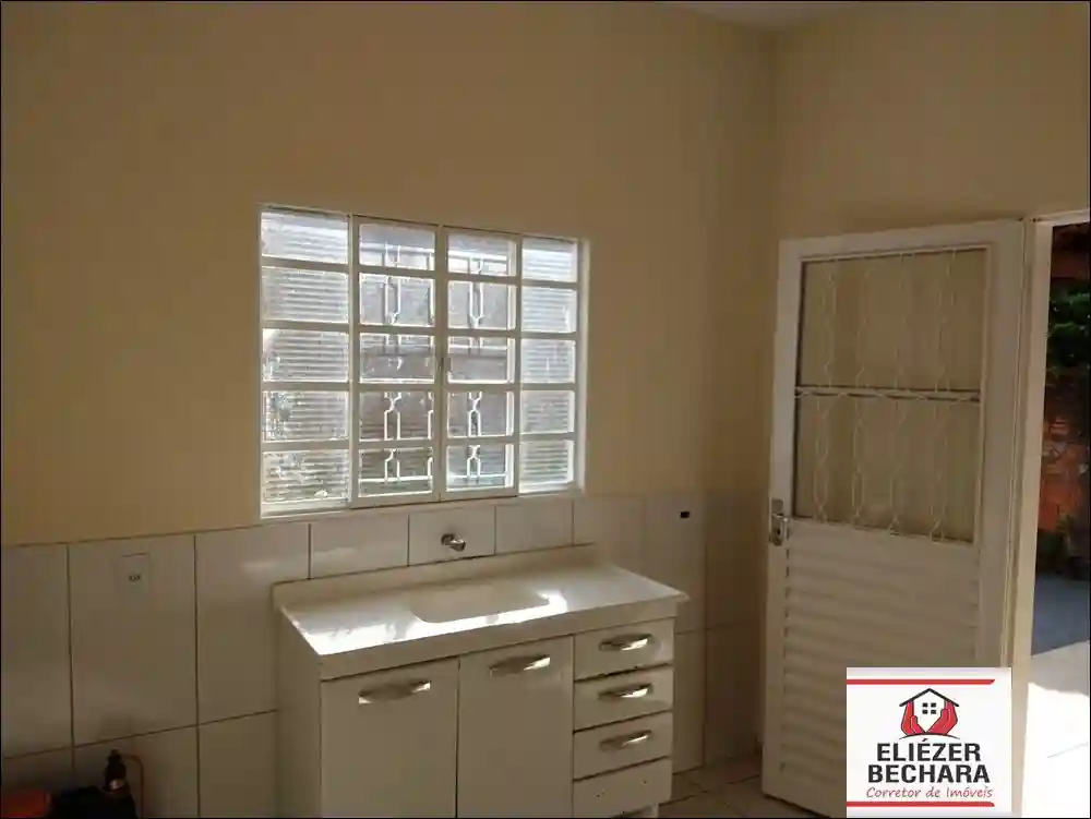 Casa com 2 quartos à venda, 200m² — foto 36 de 48