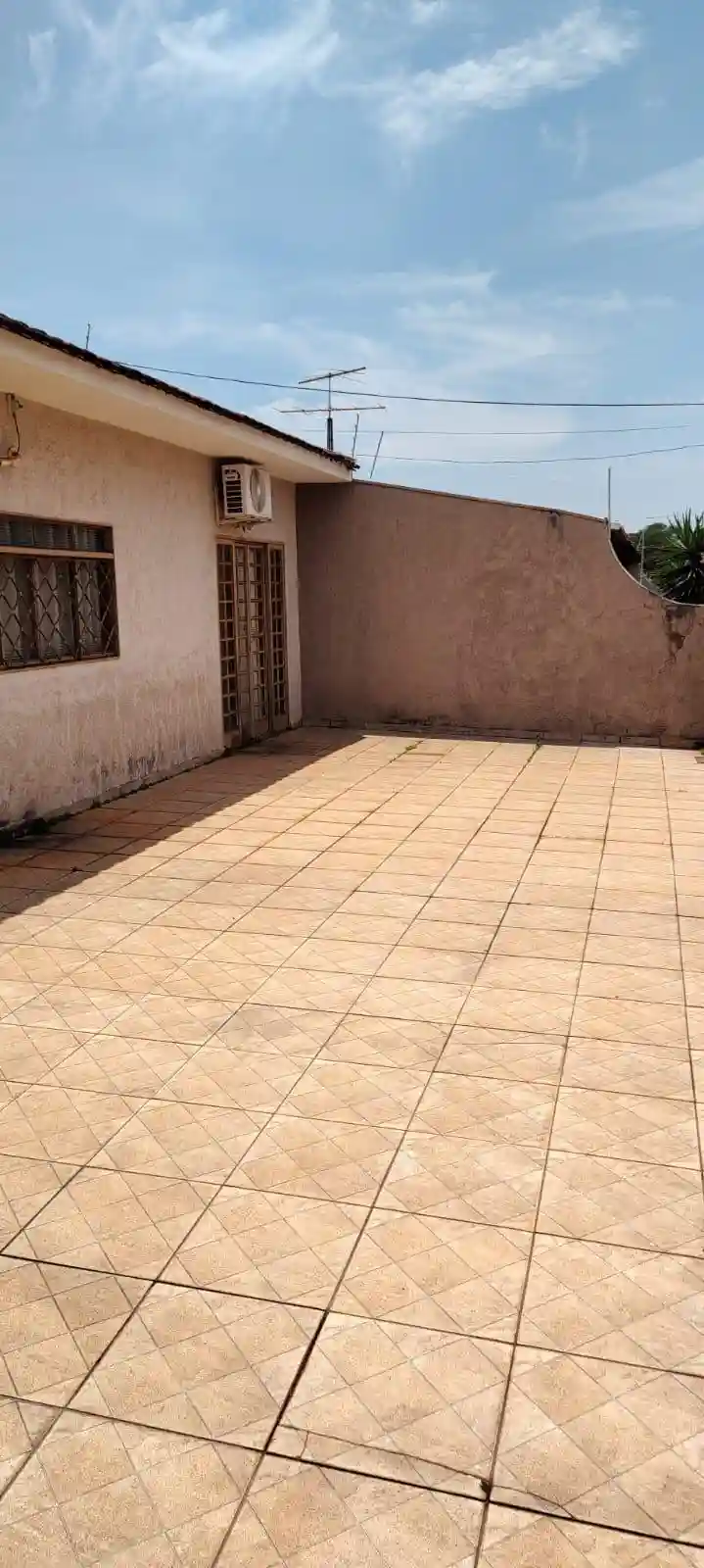Casa com 3 quartos à venda, 450m² — foto 6 de 9