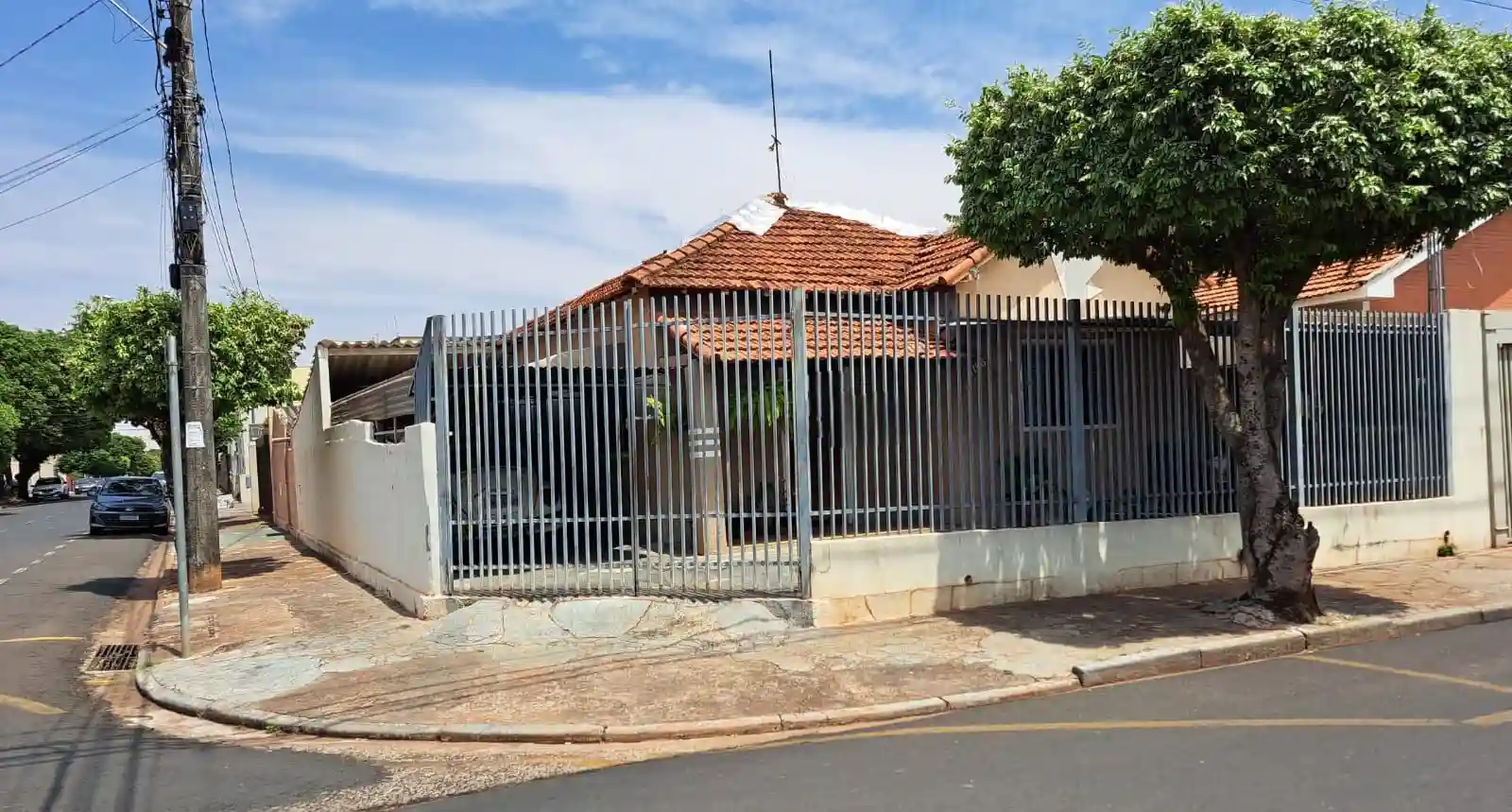 Casa Comercial com 2 quartos à venda, 242m² — foto 3 de 15