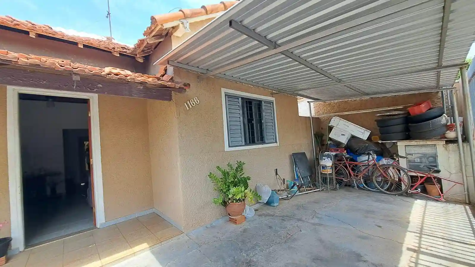 Casa Comercial com 2 quartos à venda, 242m² — foto 2 de 15