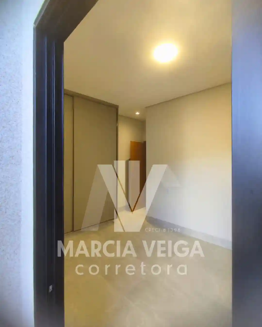 Casa de Condomínio com 3 quartos para aluguel, 275m² — foto 3 de 18