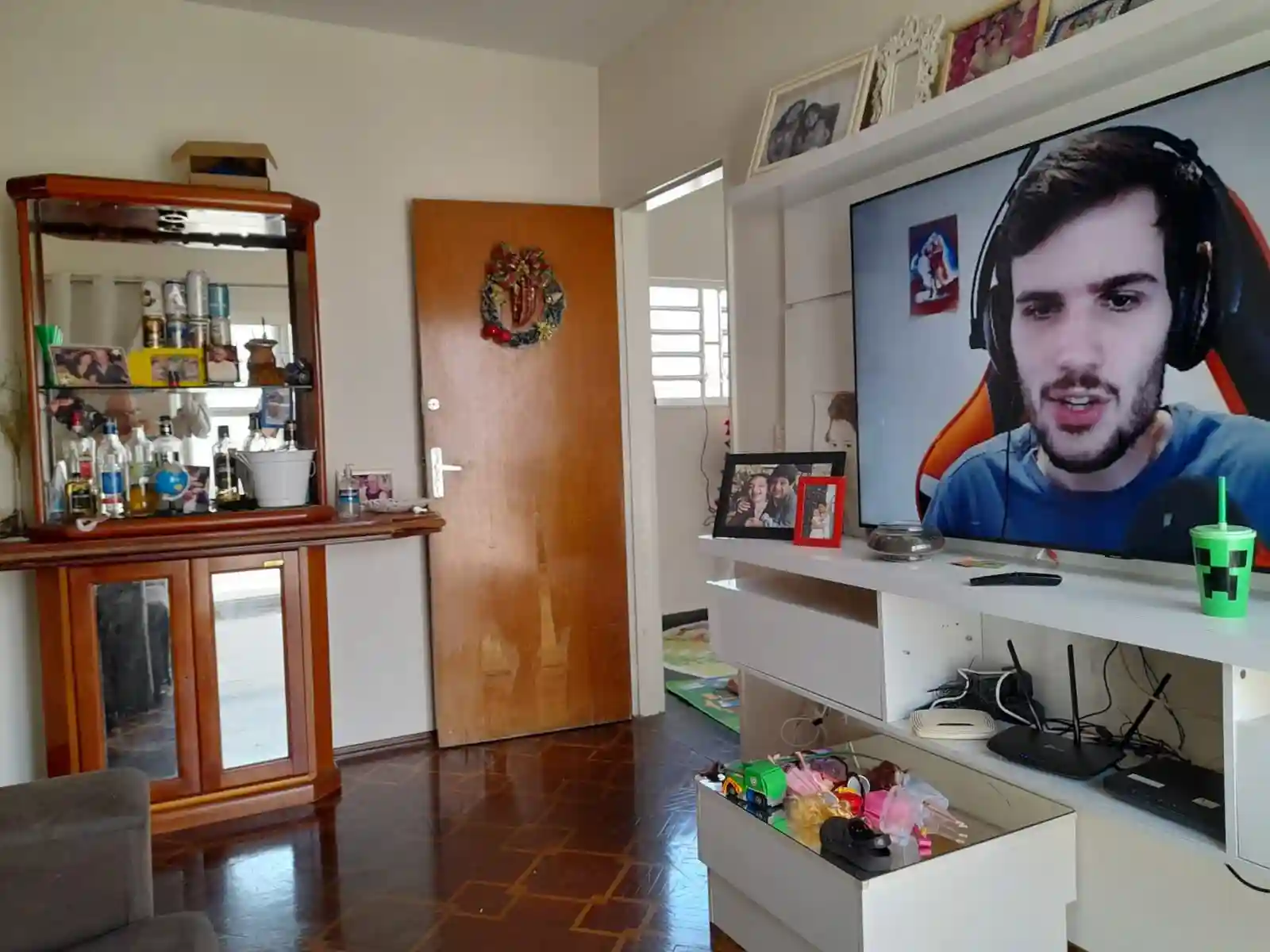 Apartamento com 3 quartos à venda, 94m² — foto 2 de 18