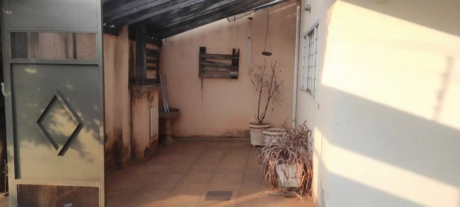 Casa com 3 quartos à venda, 120m² — foto 2 de 17