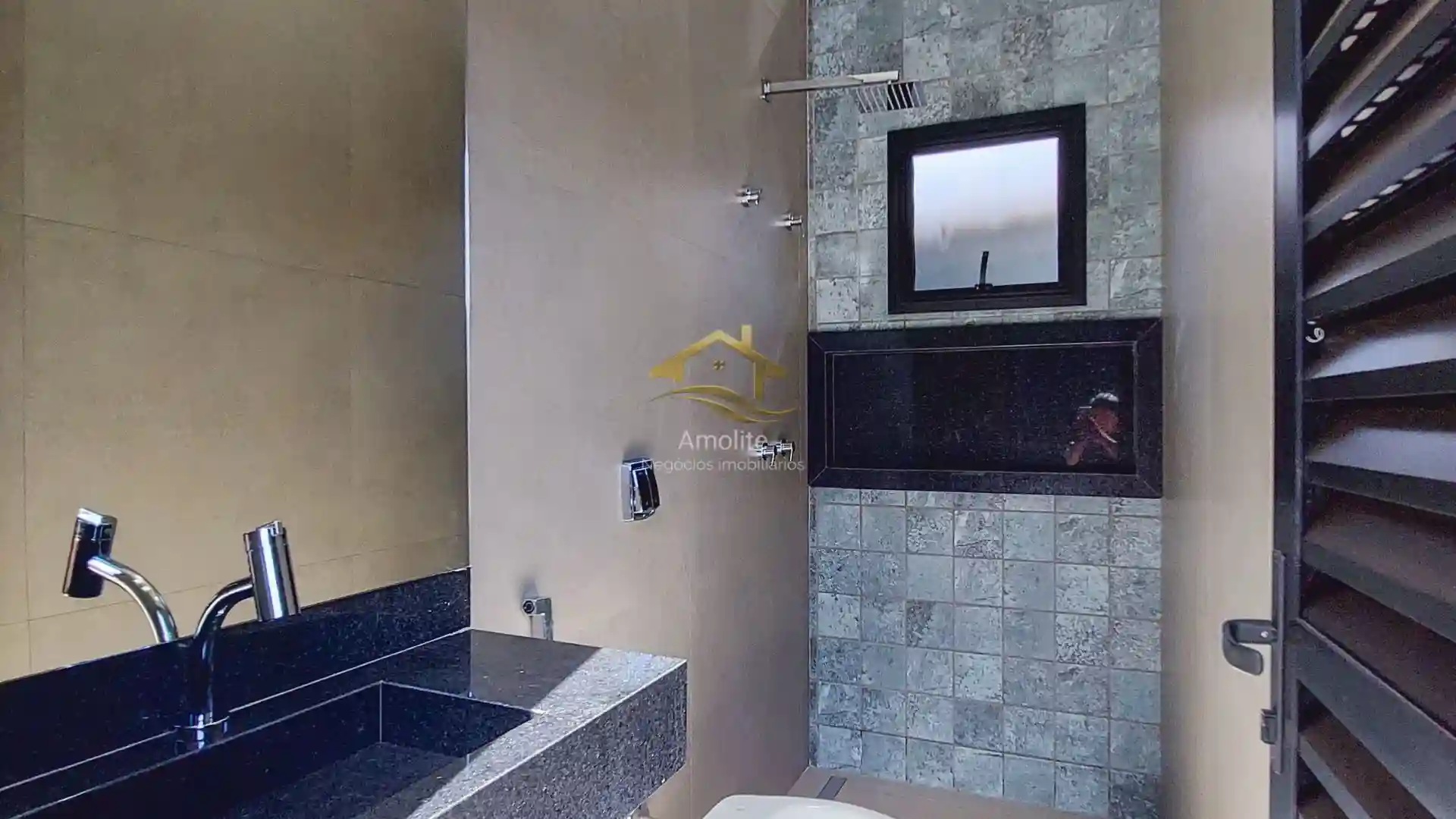 Casa de Condomínio com 3 quartos à venda, 213m² — foto 19 de 40