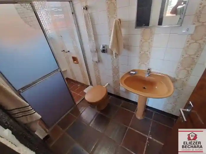 Casa com 3 quartos à venda, 290m² — foto 38 de 42