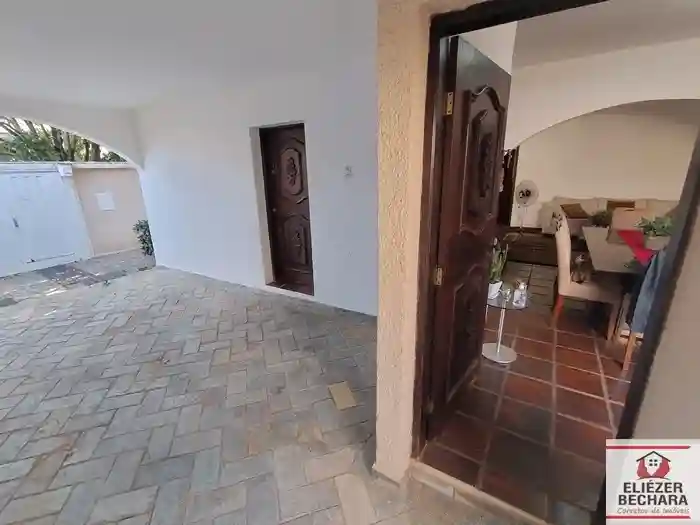 Casa com 3 quartos à venda, 290m² — foto 18 de 42