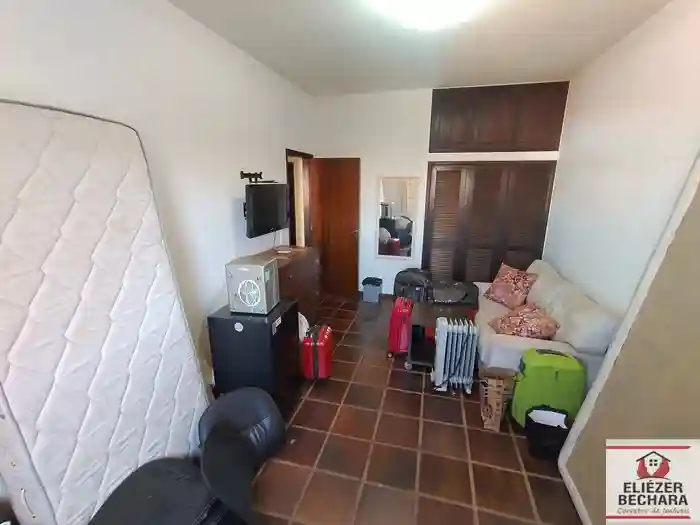 Casa com 3 quartos à venda, 290m² — foto 33 de 42