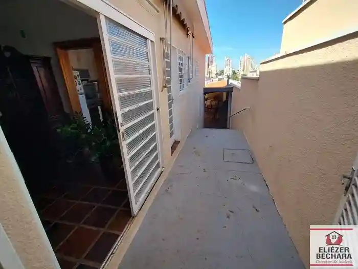 Casa com 3 quartos à venda, 290m² — foto 19 de 42