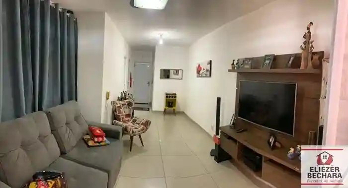 Casa de Condomínio com 2 quartos à venda, 90m² — foto 2 de 9