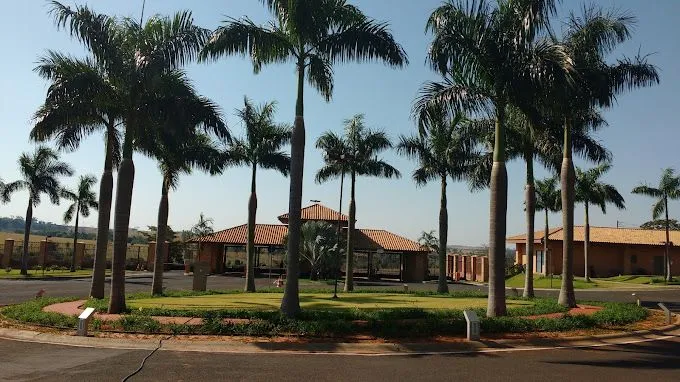 Terreno / Lote / Condomínio à venda — foto 2 de 2