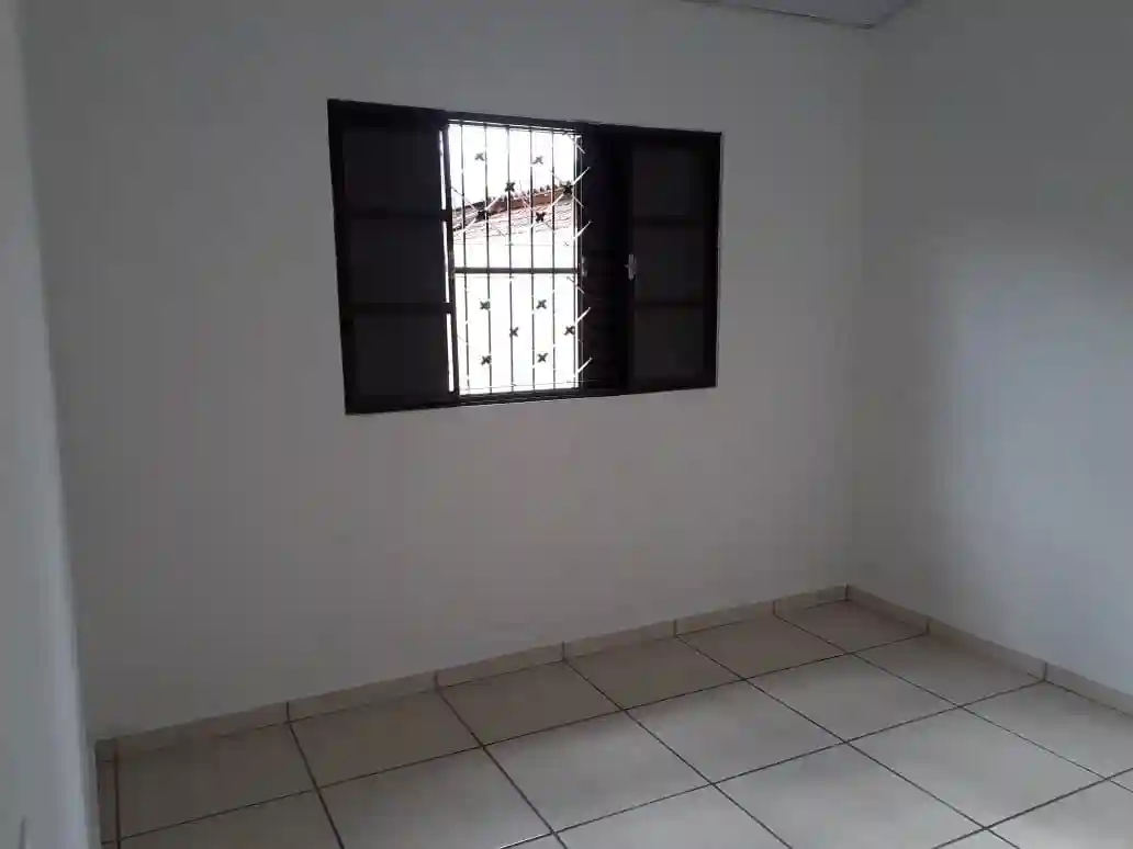 Casa com 3 quartos à venda, 220m² — foto 6 de 8