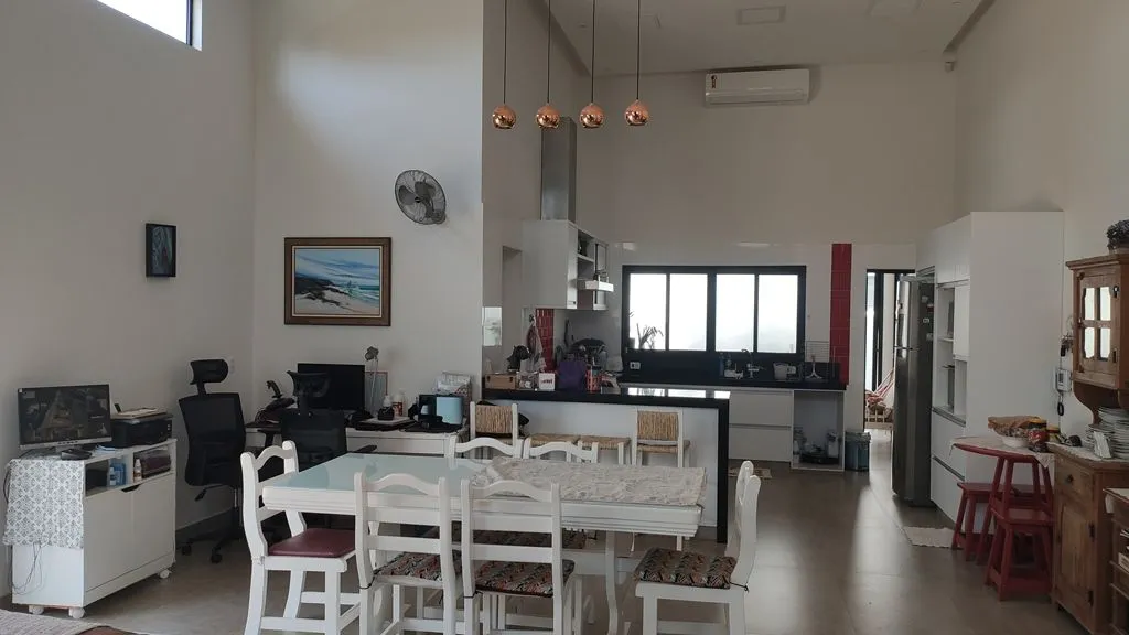 Casa à venda — foto 4 de 5