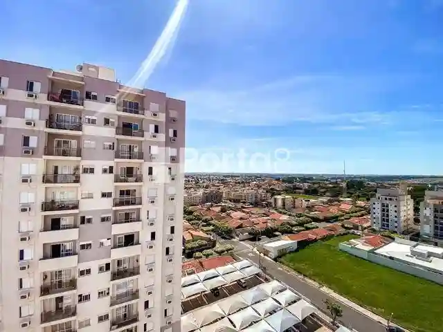 Apartamento com 3 quartos à venda, 90m² — foto 1 de 17