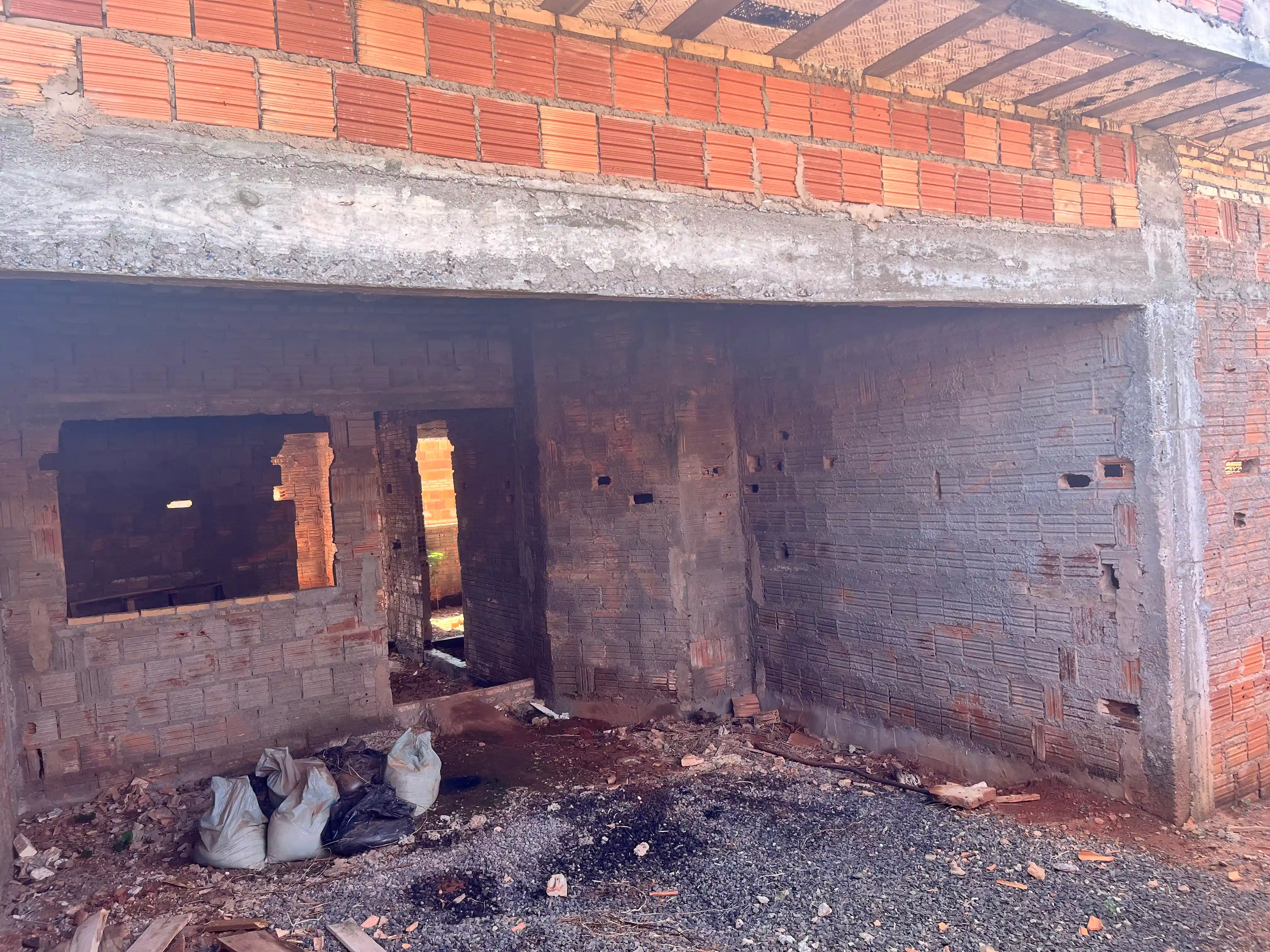 Casa à venda — foto 4 de 17