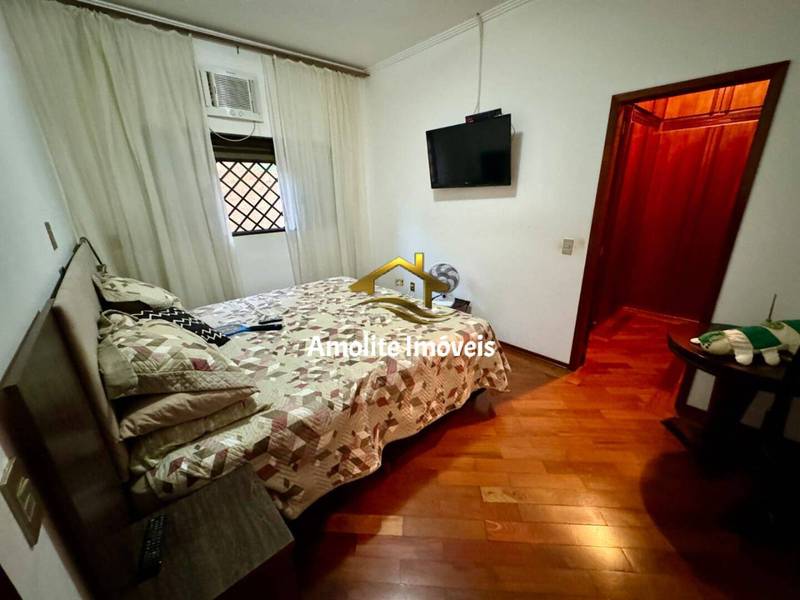 Casa com 3 quartos à venda, 270m² — foto 7 de 37